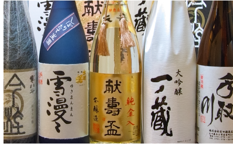 日本全国の銘酒を利き比べ